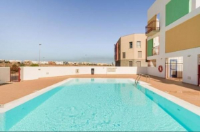 Sunflower, el apartamento con piscina en complejo residencial